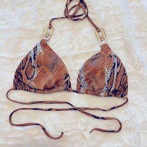 Triangle adjustable baiting suit bikini top